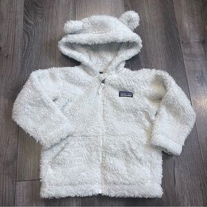 Patagonia Baby Off White Hooded Jacket With Bear Ears 12-18m